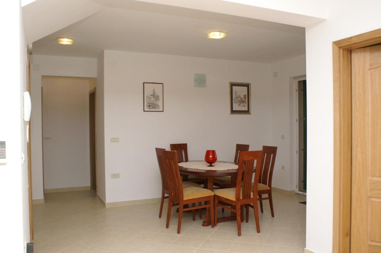 Apartments By The Sea Supetar, Brac - 4274 エクステリア 写真
