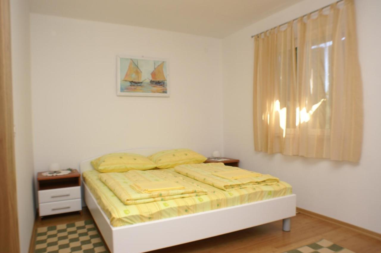 Apartments By The Sea Supetar, Brac - 4274 エクステリア 写真