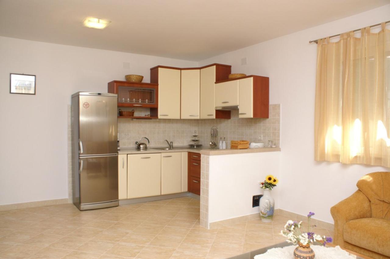 Apartments By The Sea Supetar, Brac - 4274 エクステリア 写真